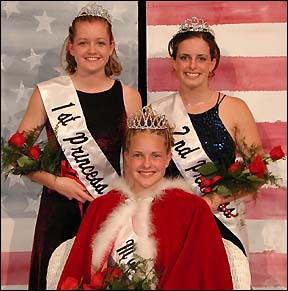 Miss Paynesville and her court