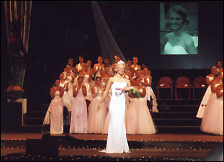 Miss Paynesville Katie Nelson new Queen of the Lakes