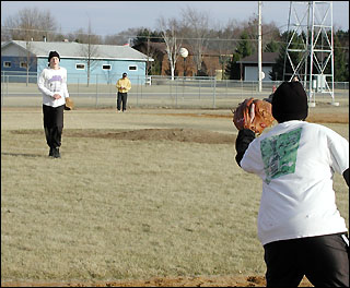 Chris Beier throwing ball - photo by Michael Jacobson