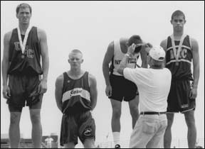 Voss receiving medal