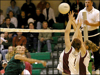 Lynn spiking the ball