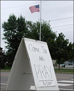 Church sign for prayer