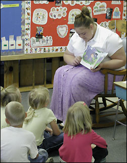 Jessica Schwartz reading