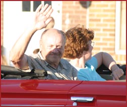 Joe and Sue Voss, parade grand marshals