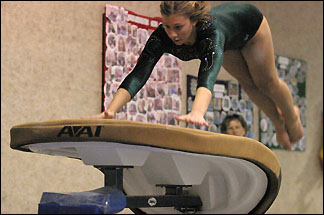 Cassey Lund on vault