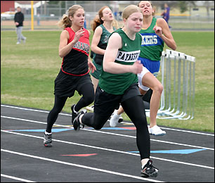 Tara Schmidt won two dashes last week