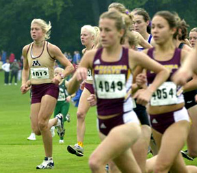 Jen Hess running with the pack