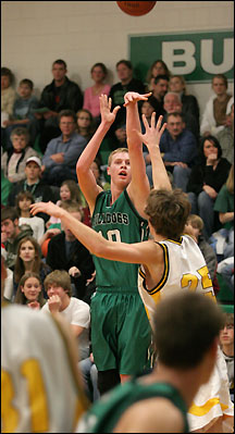 Senior Ben Moser scores 21 points